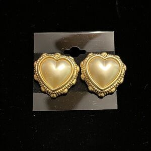 JS Pearl Earrings